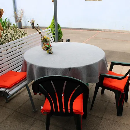 à Avec Jardin Privé - 20 M² Valff