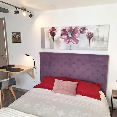 à Avec Jardin Privé - 20 M² Appartamento *